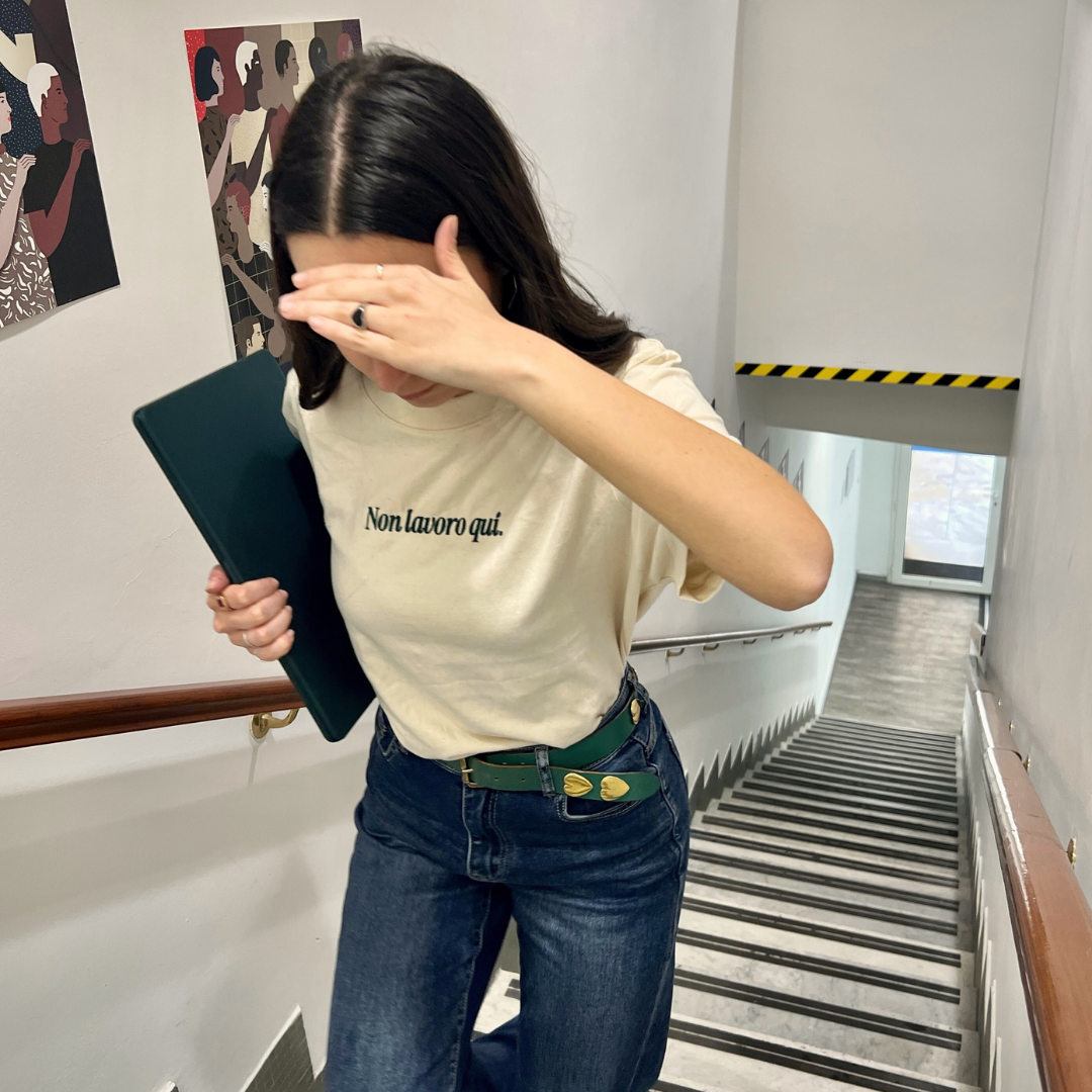 T-Shirt | Non lavoro qui 💼 | Vestibilità Over